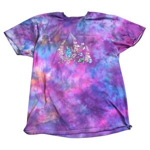 Gildan Ice Dyed Floral Tshirt Large